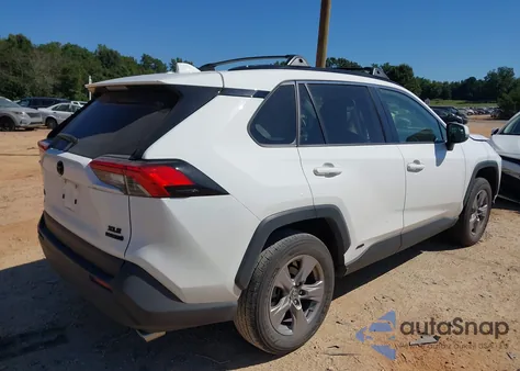2022 Toyota Rav4 Hybrid Xle z USA, uszkodzony, nr VIN JTMRWRFVXND140070